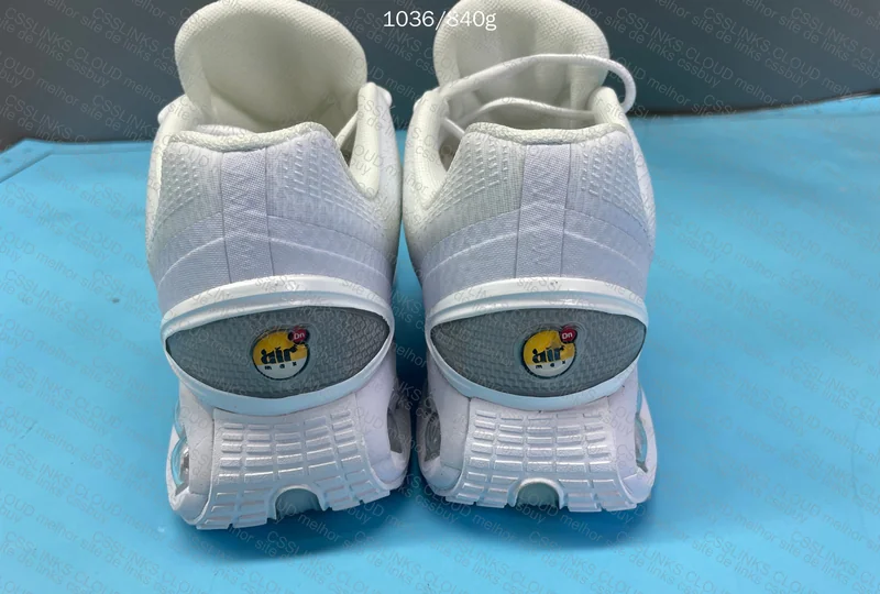 Air Max DN White 3