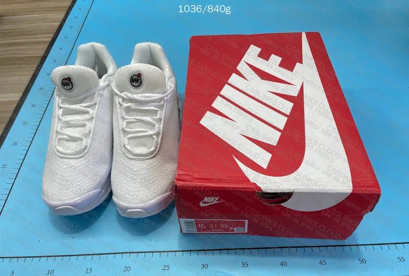Air Max DN White 9