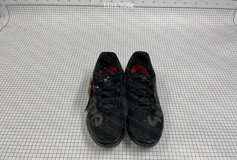 Air Max DN x Supreme