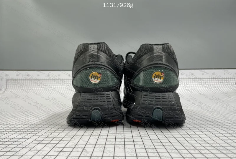 Air Max DN x Supreme 3