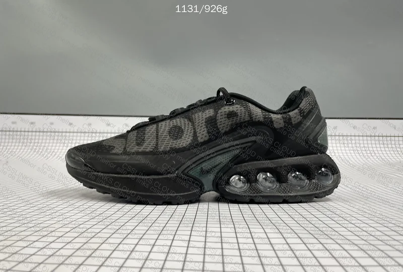 Air Max DN x Supreme 4
