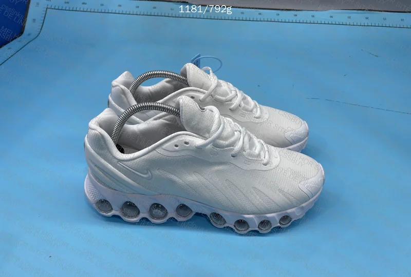 Air Max dn8 brancudo