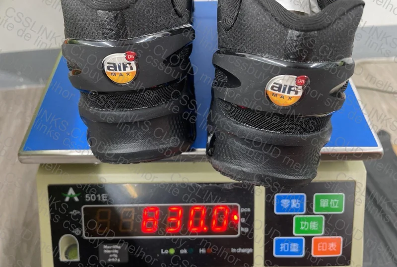 Air Max DN8 Black 4