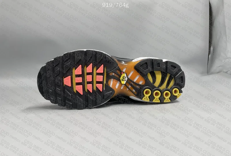 Air Max Plus 10