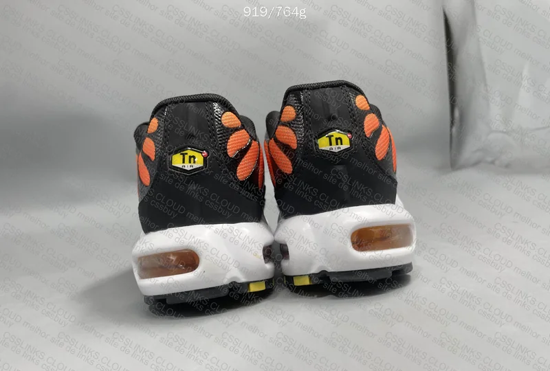 Air Max Plus 3