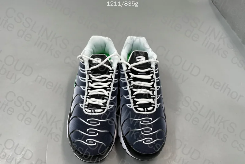 Air Max plus