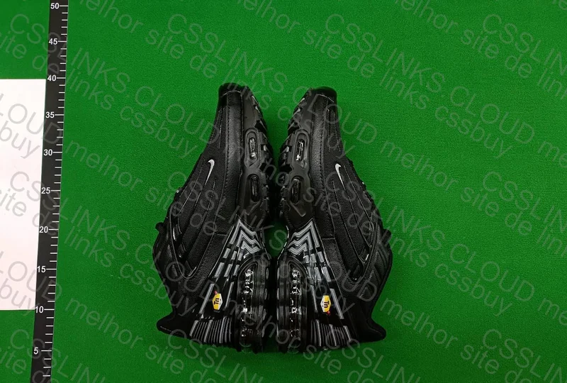 AIR MAX PLUS 3 (TN3) 2