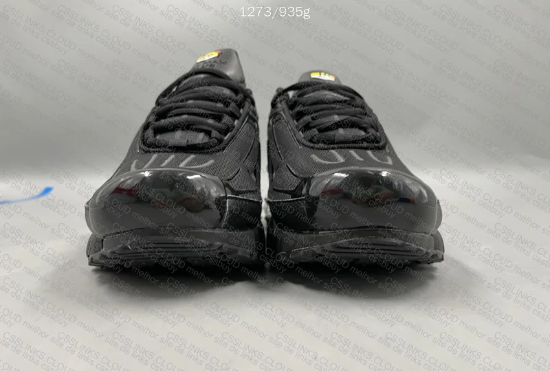 Air Max Plus 3 "Triple Black" 2