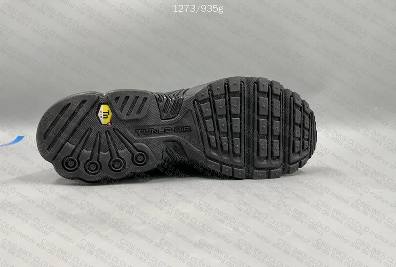 Air Max Plus 3 "Triple Black" 9