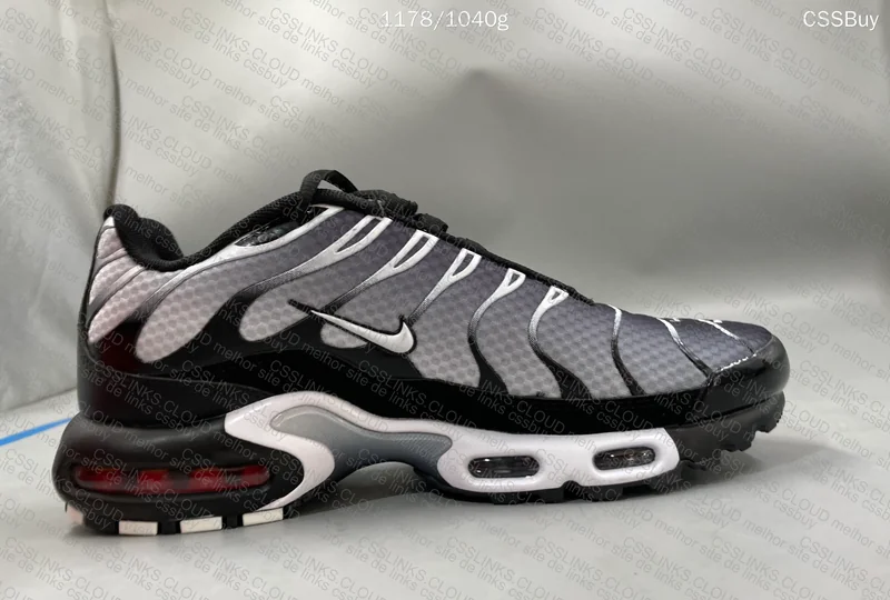 Air Max Plus Black White Gradient 10