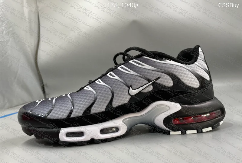 Air Max Plus Black White Gradient 8