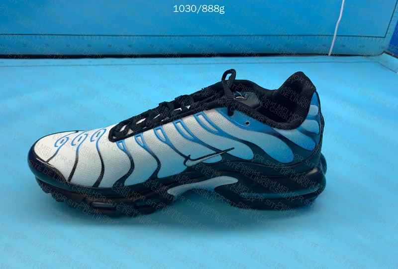 Air Max Plus Black/Sky Blue 5