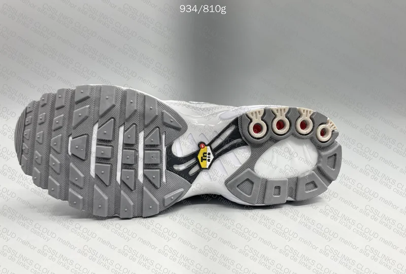 Air Max Plus White 6