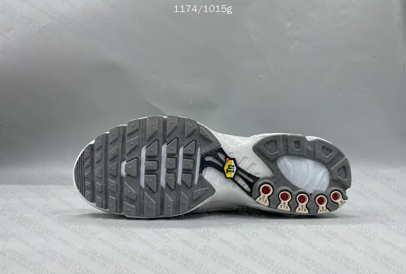 Air Max Plus White 7