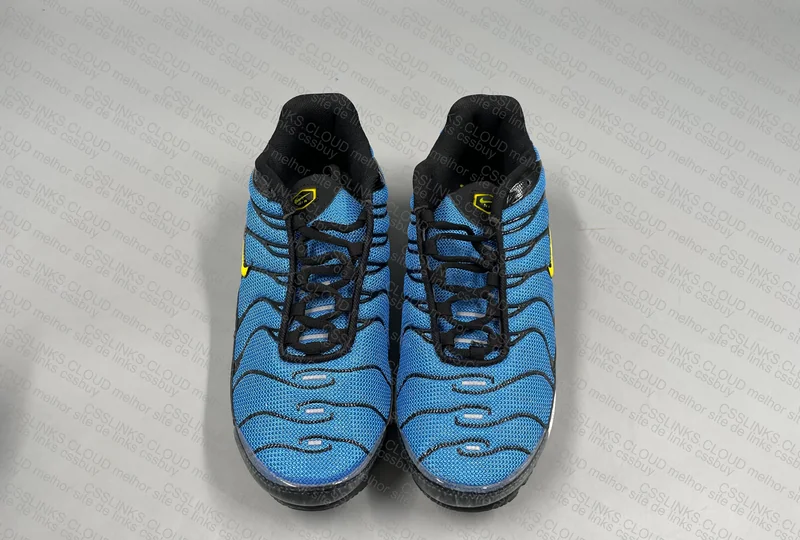Air Max plus "hyper blue"