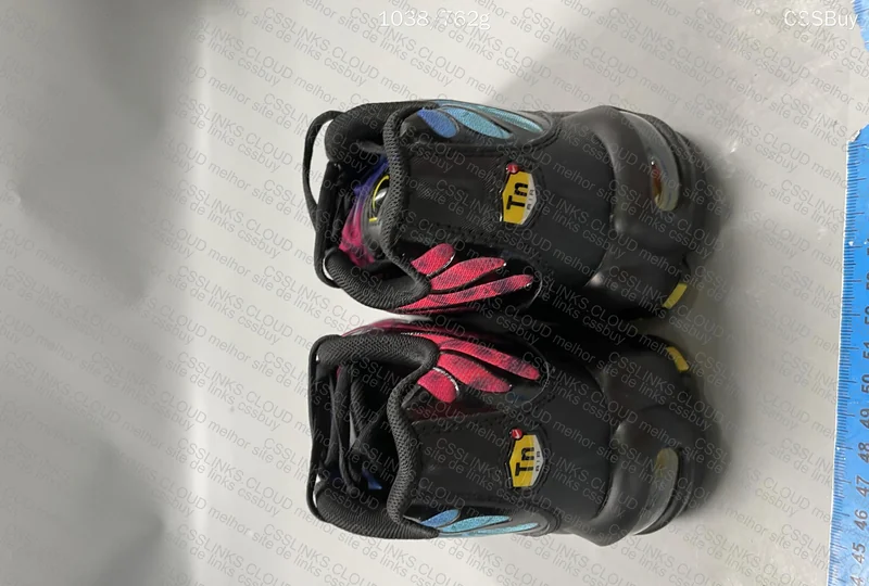 AIR MAX PLUS TN ''25TH ANNIVERSARY'' 4