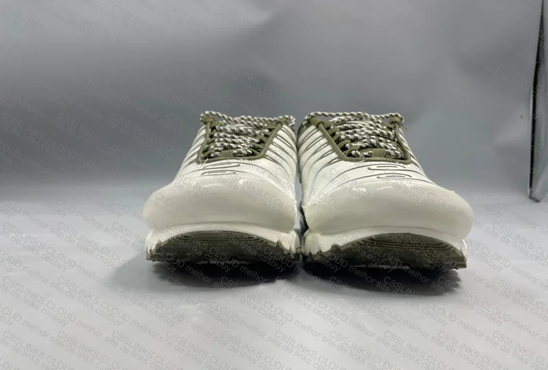 Air Max Plus TN Light Bone Olive 2