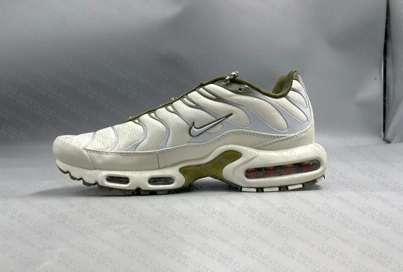 Air Max Plus TN Light Bone Olive 4