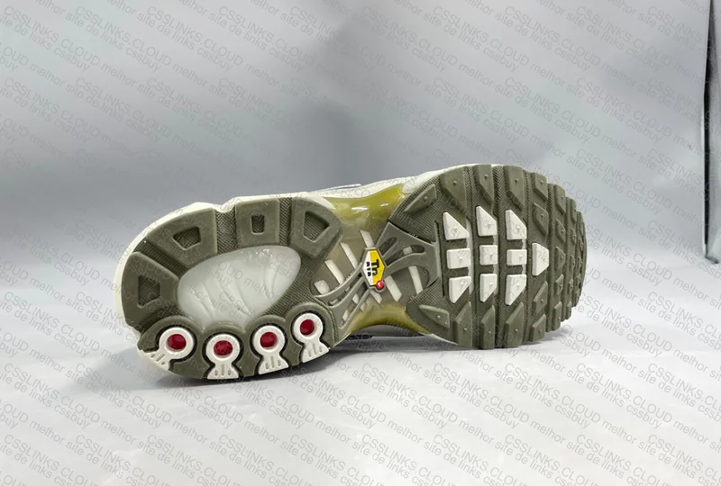 Air Max Plus TN Light Bone Olive 6