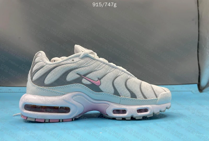 Air Max Plus TN Pink Rose 4