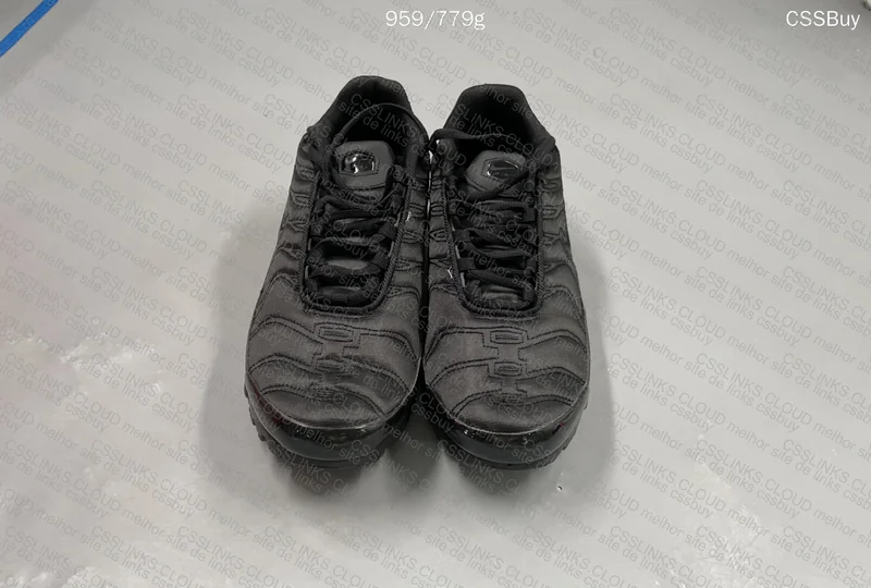 Air Max Plus TN Black 3