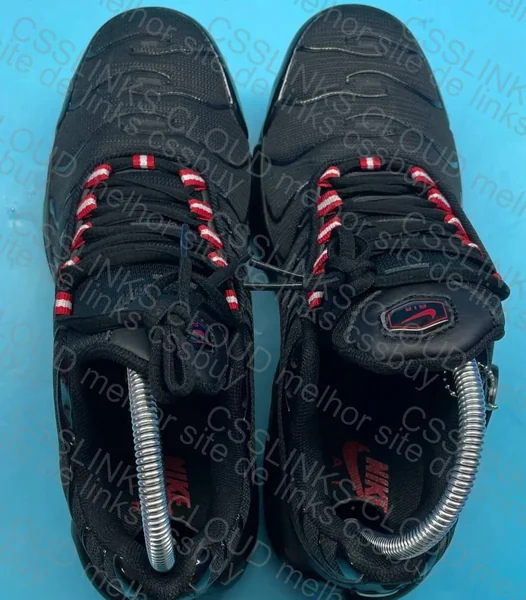 Air Max Plus TN (Black and Red) 2