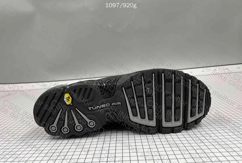 Air Max Plus TN3 UMKAO 7