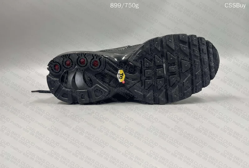 Air Max Plus Triple Black 6