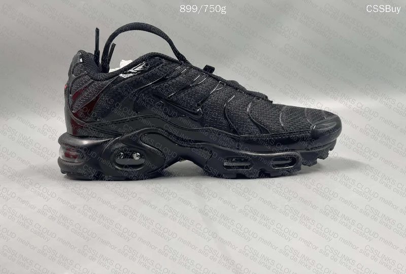Air Max Plus Triple Black 9