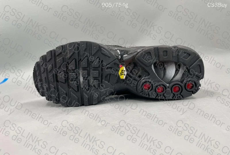 Air Max Plus "Triple Black" 6