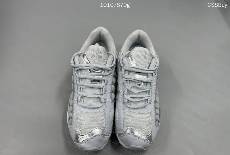 Air Max tailwind 4