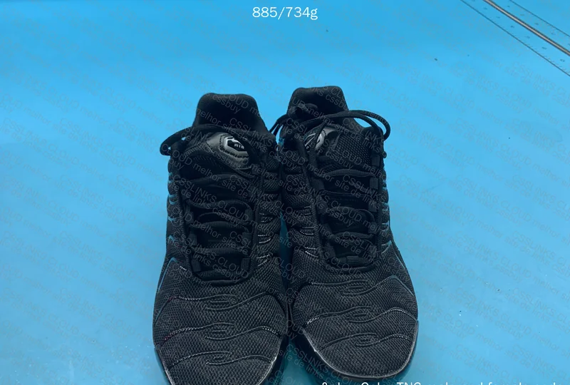 Air Max TN Black 3