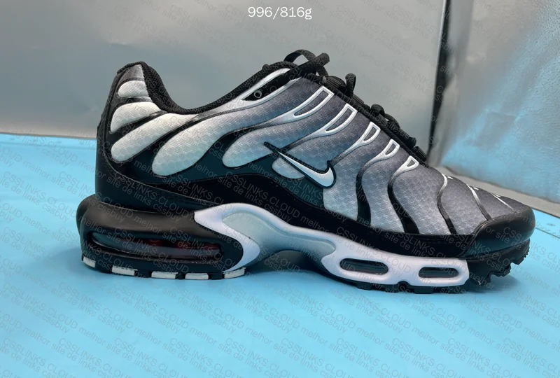 Air Max TN Metallic Silver 3