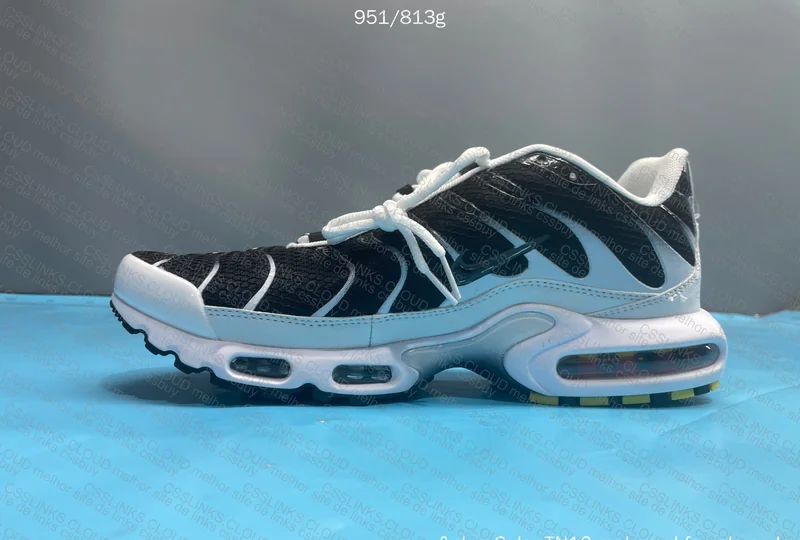 Air Max TN 'Oreo' 3