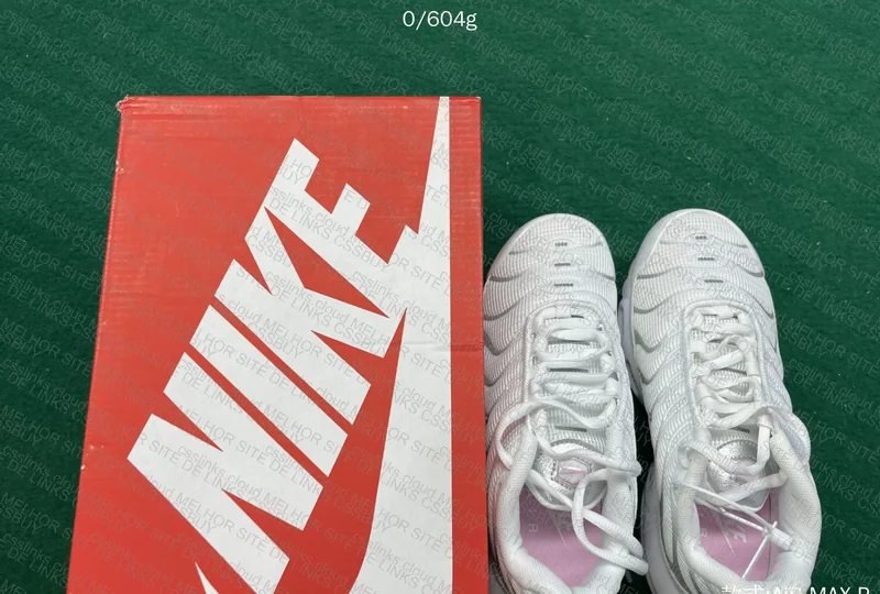Air Max TN Pink Rose for Queen to Step On