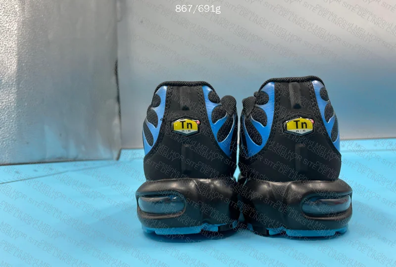 Air Max TN Plus "Black University Blue" 3