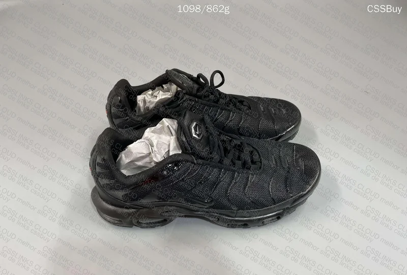 Air Max TN Plus Triple Black