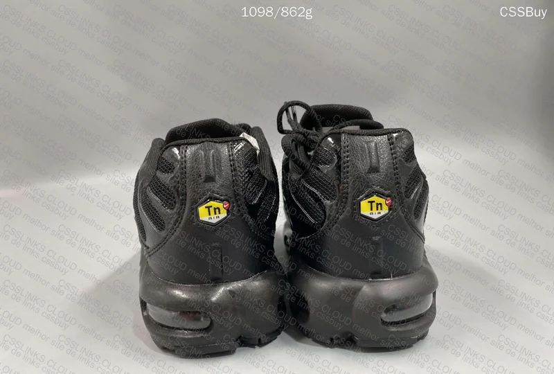 Air Max TN Plus Triple Black 3