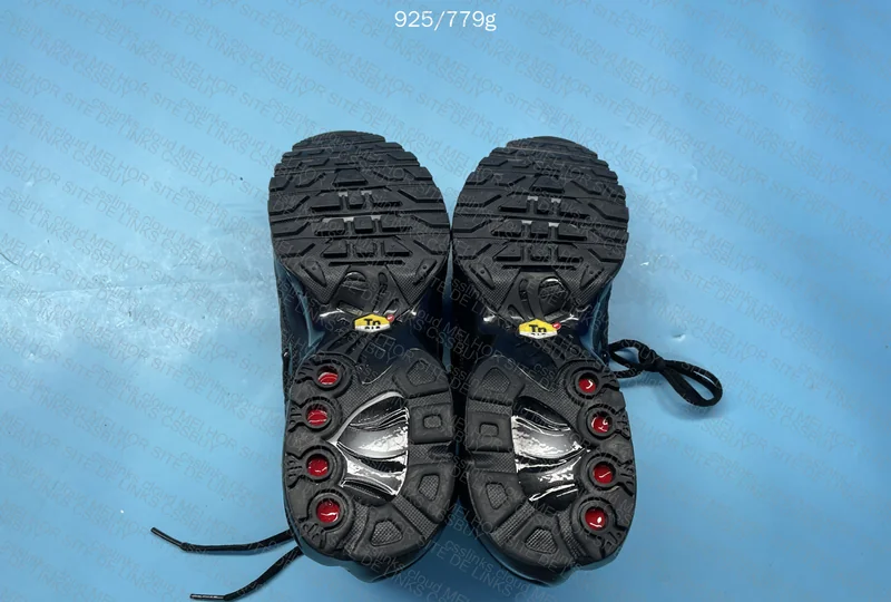 Air Max TN Plus "Triple Black" 8