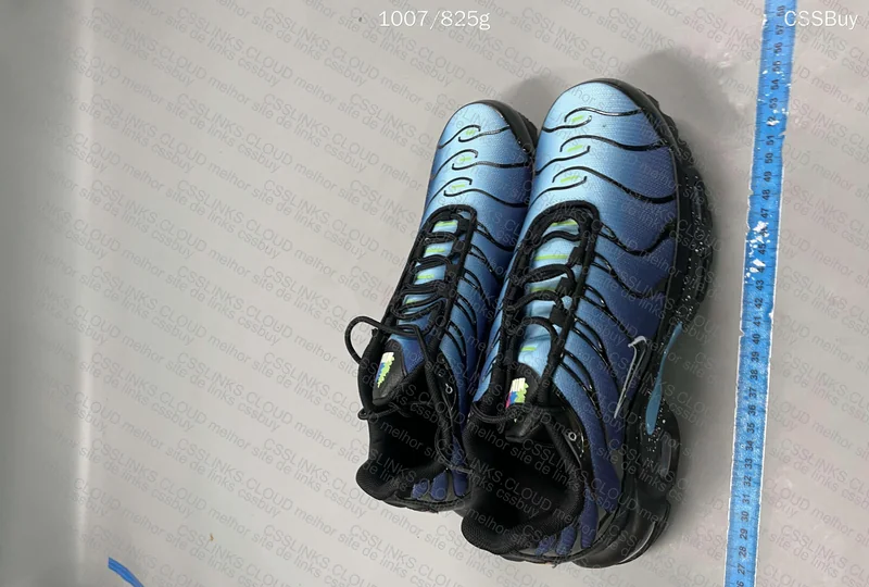 AIR MAX TN PLUS UMKAO