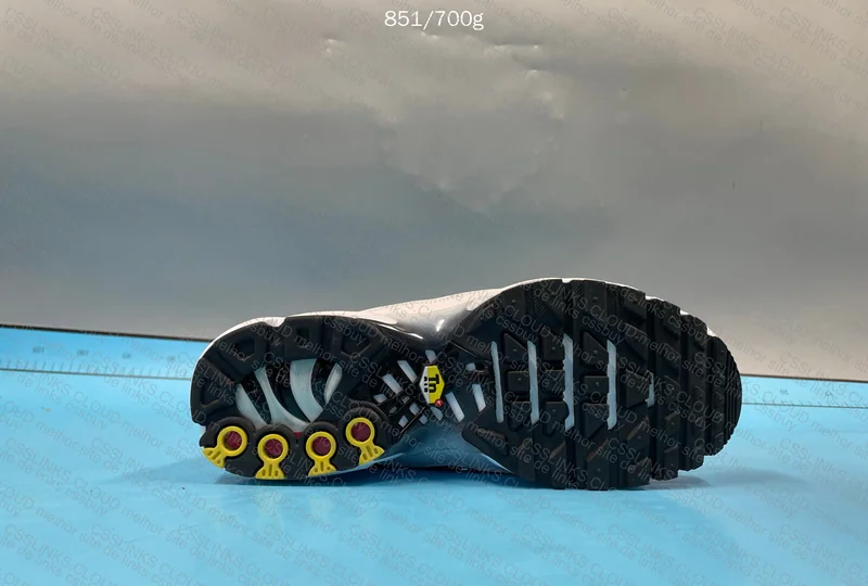 Air Max TN Black and White 7
