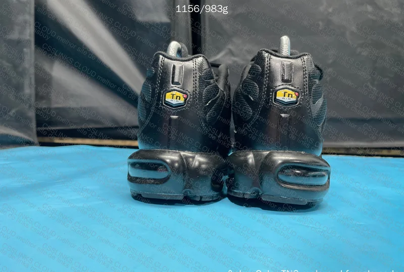 Air Max TN Triple Black 3