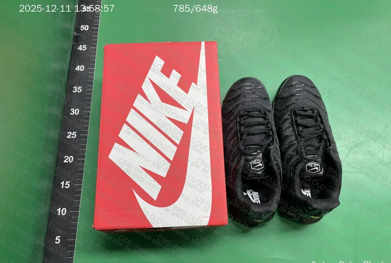 AIR MAX TN TRIPLE BLACK