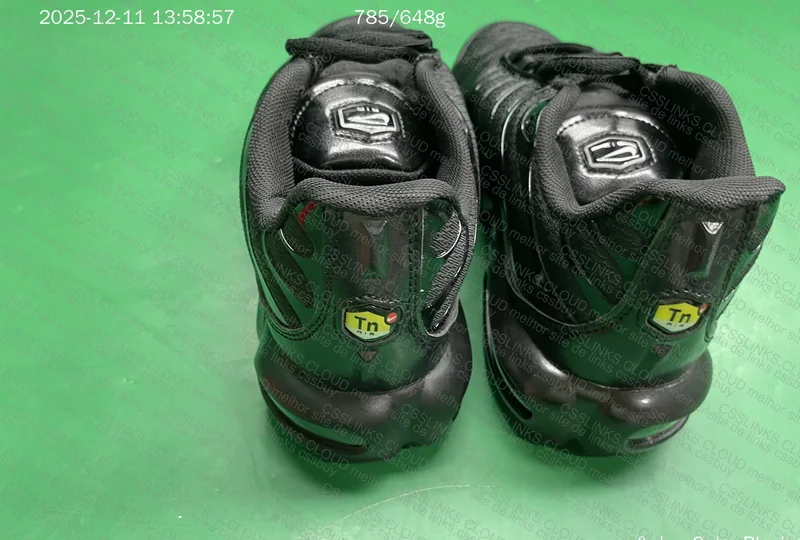 AIR MAX TN TRIPLE BLACK 2