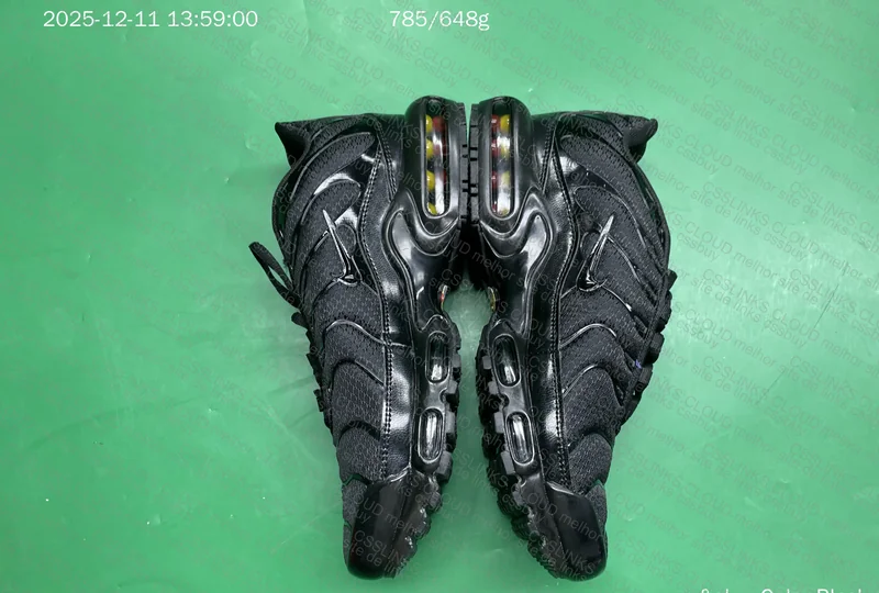 AIR MAX TN TRIPLE BLACK 5