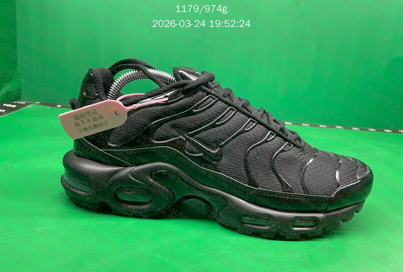 Air Max TN Triple Black 6