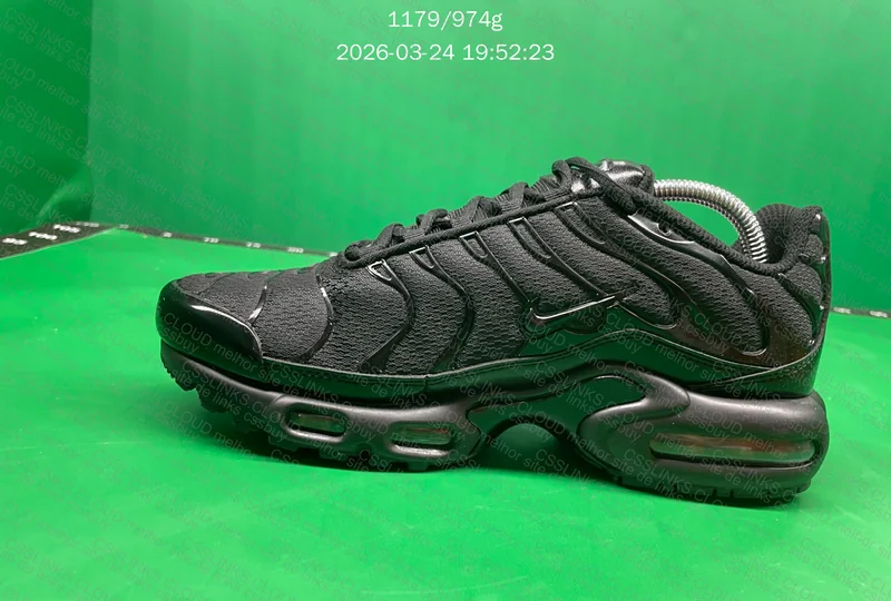 Air Max TN Triple Black 7