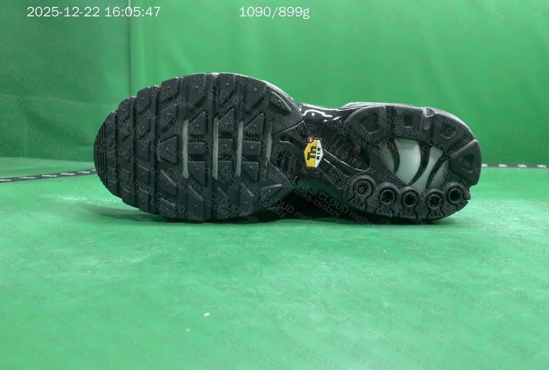 Air Max TN Triple Black - Batch Max 9