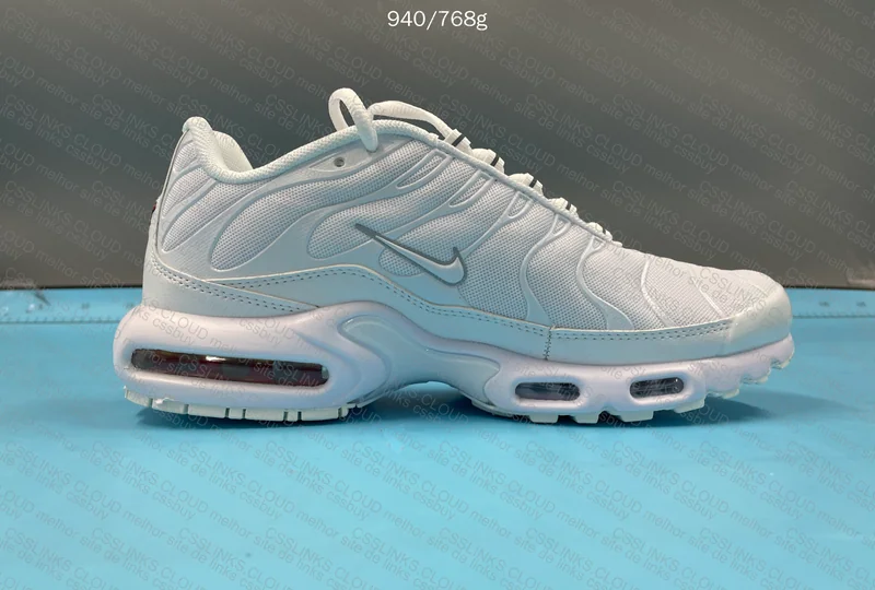 air max tn triple white 7