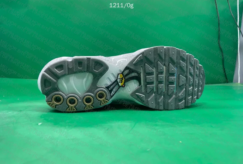 Air Max TN Triple White (primeira compra) 2